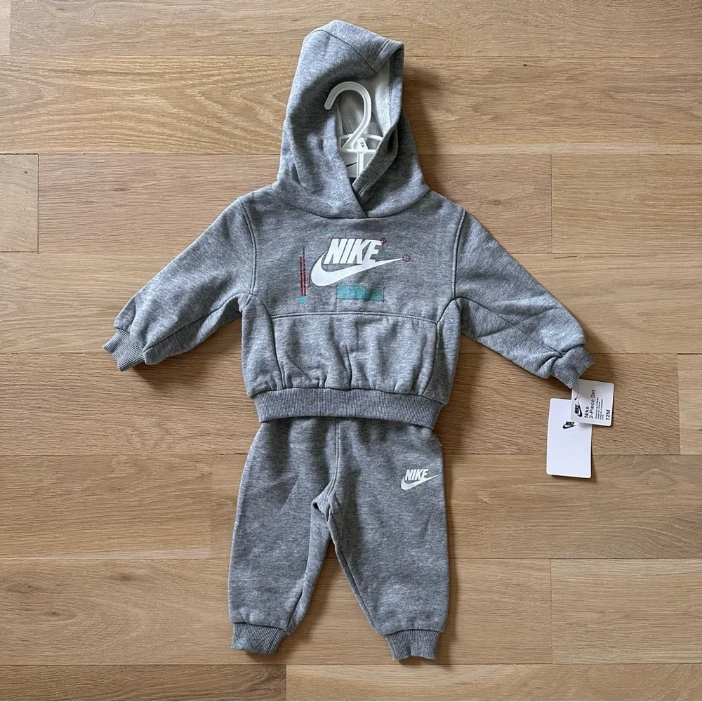 VARIOUS BABY ITEMS - BRAND NEW WITH TAGS - Picture 1 of 16